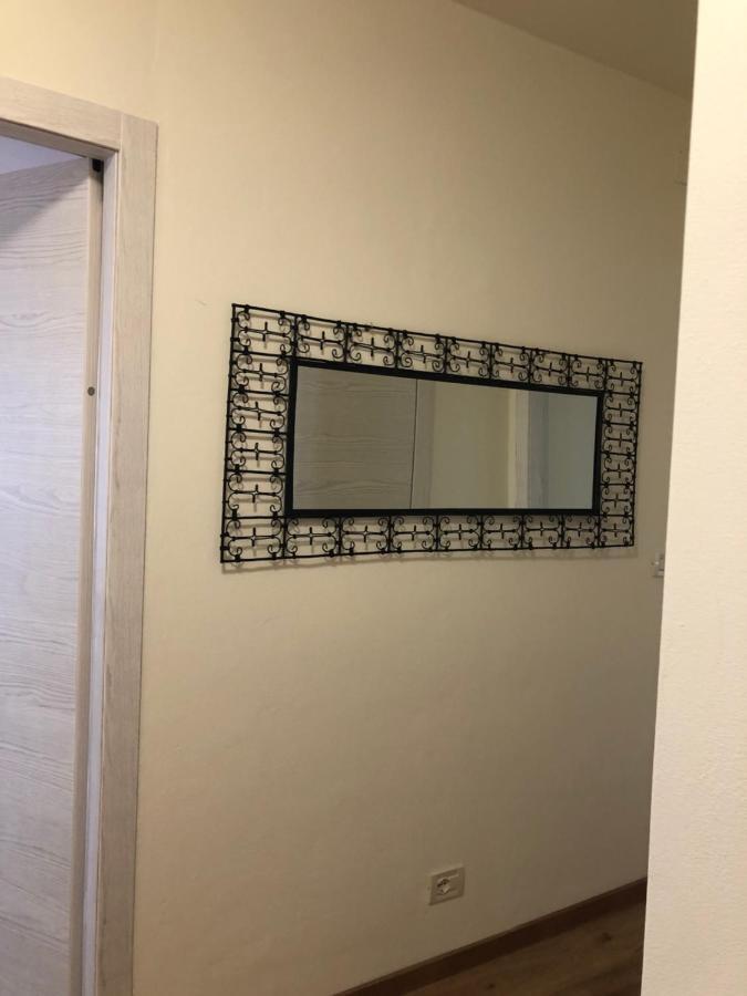 Casa Patrizia Apartment Тори дел Бенако Екстериор снимка